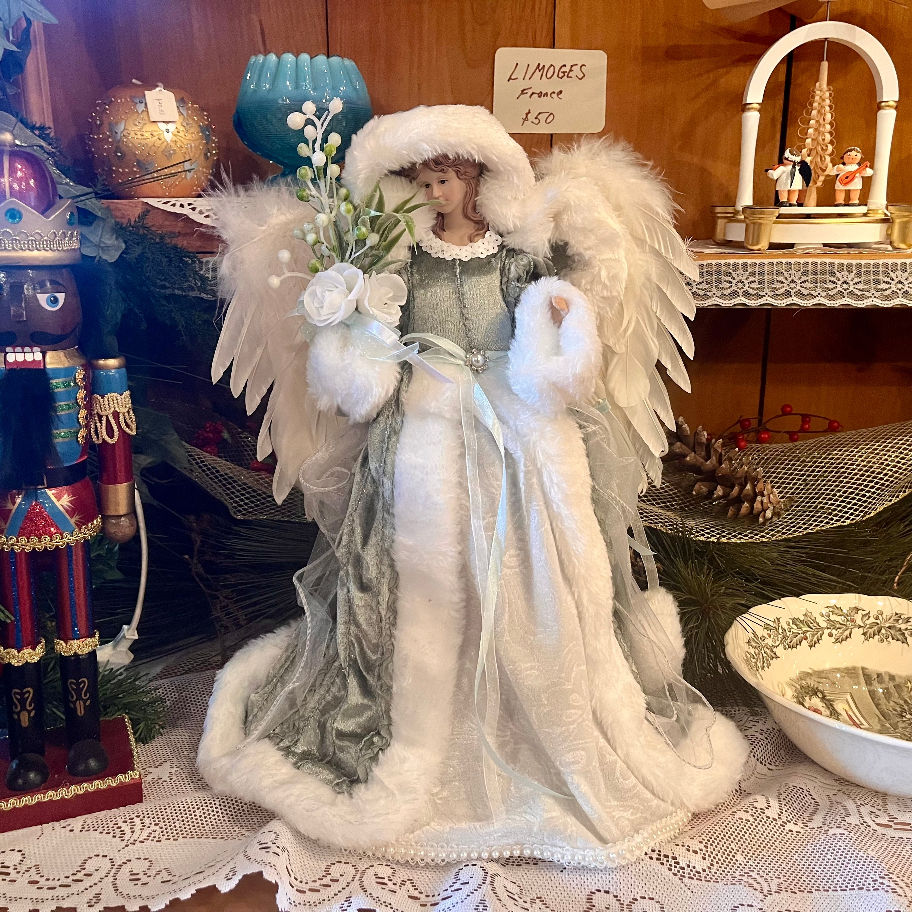 Angel Tree Topper Green – Mount Hunger Christmas Tree Farm